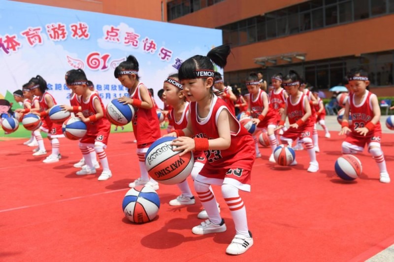 后生可畏，奇才队19岁萨尔在战胜76人队比赛中创造了历史性壮举